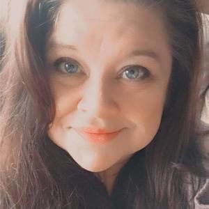 Meet your Posher, Corina harmon